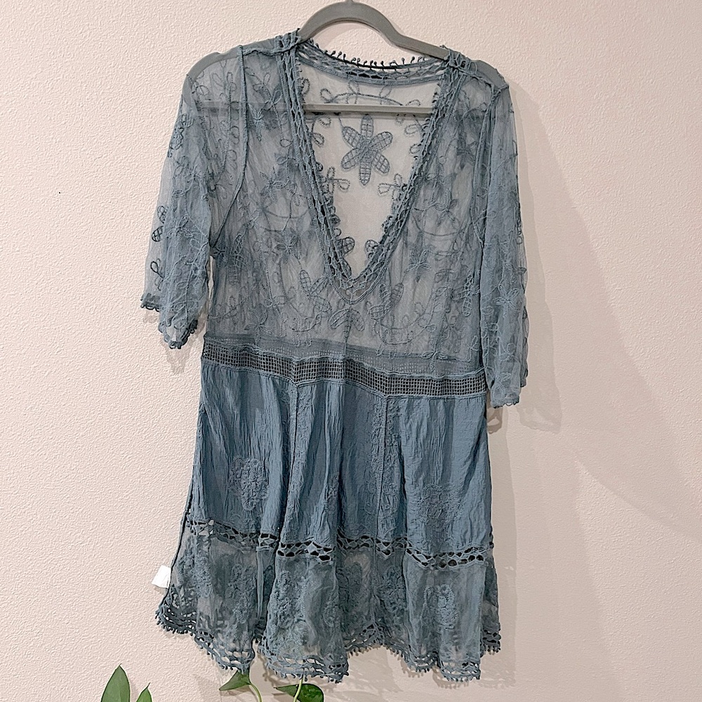 Turquoise, lace cover up